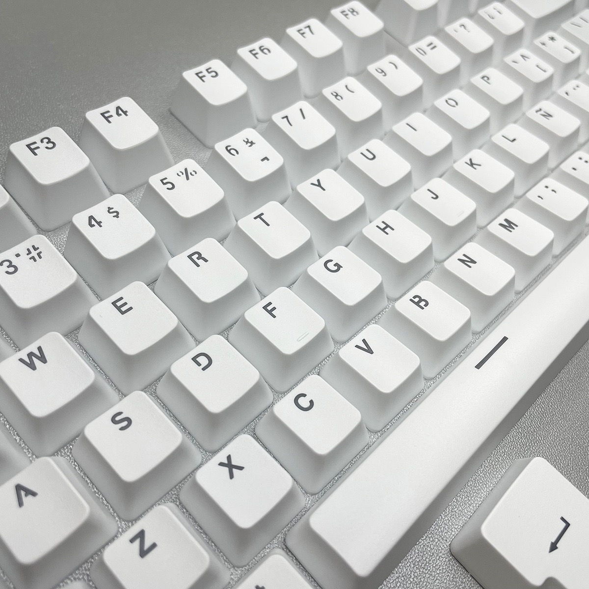 الحد الأدنى الصلبة الخلفية اسب - مراجعة Keycaps Oem Profile 87 Keys وسعره