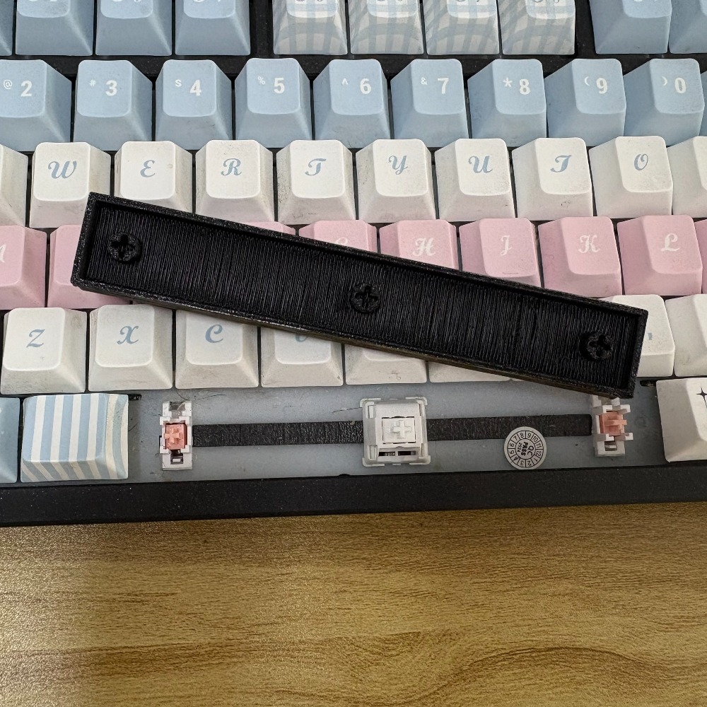 أغطية مفاتيح بتصميم عظم التنين - مراجعة Keycaps Spacebar 6.25U Custom وسعره