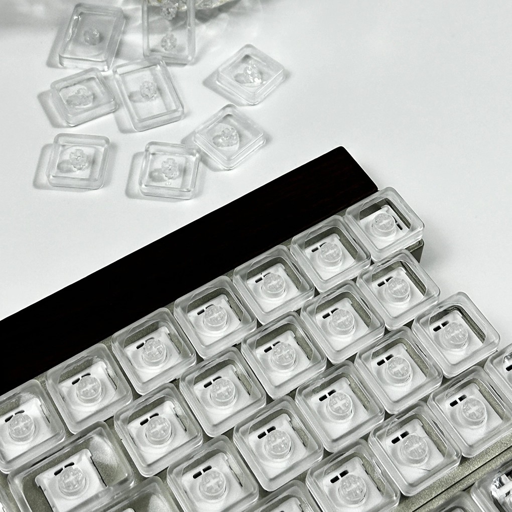 أغطية مفاتيح شفافة منخفضة المس - مراجعة Keycaps Low Profile Choc وسعره
